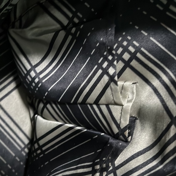 London Fog pink and black reptile embossed handbag - Picture 15 of 17